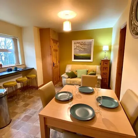 Holiday home 3 Bedroom House Located In Centre Of *