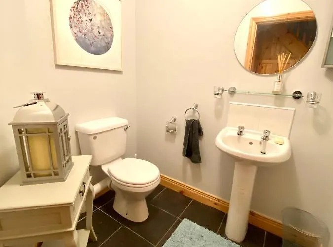 Feriehus 3 Bedroom House Located In Centre Of *